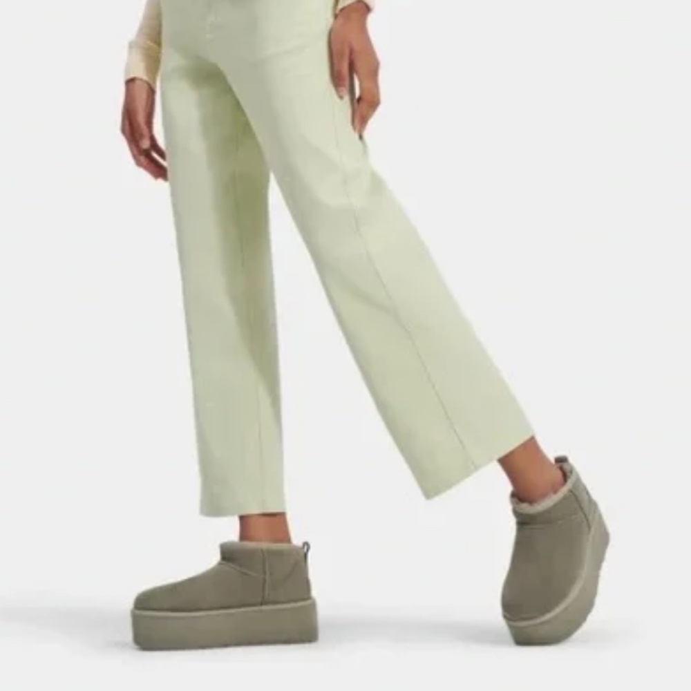 UGG CLASSIC ULTRA MINI PLATFORM “SHADED CLOVER” BOOTS - Picture 3 of 7